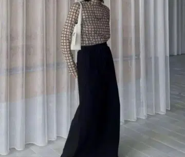 NEW LOGO MONOGRAM PLAID SKIN TOP