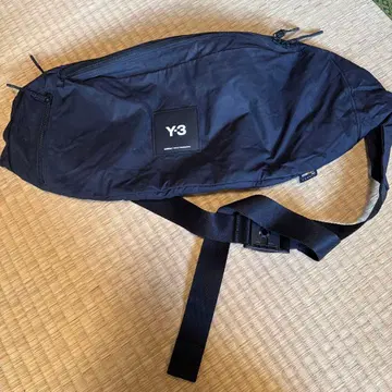 Y-3 바디백 블랙 중고