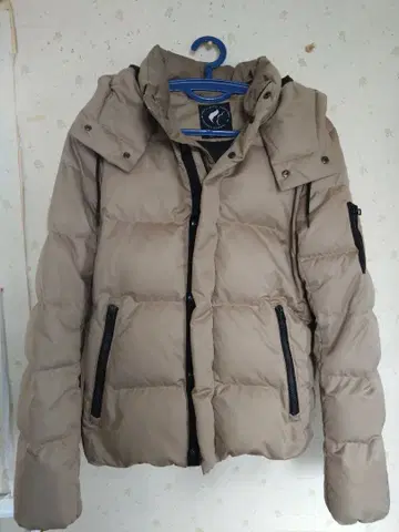 나노 유니버스 더블 지퍼 베이지 다운 자켓 L 사이즈입니다