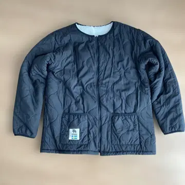 moz 퀼팅 & 보아 리버서블 자켓 블랙 화이트 보아 퀼트 가볍고 따뜻한