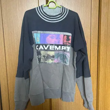 CAV EMPT C.E 그래픽 맨투맨 L 사이즈 그레이/블랙