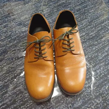 HARE 오일 레더 드레스 슈즈