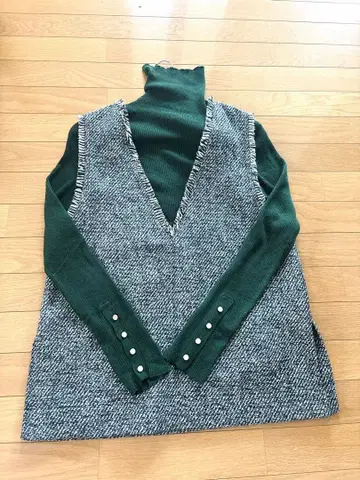 다크 그레이 트위드 깊은 V넥 베스트 사이즈 F