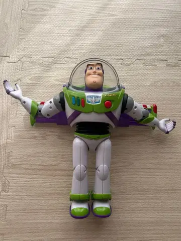 버즈 라이트이어 토킹 피규어