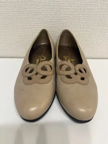 sicilia 시시리아 펌프스 폭넓은 3E 컴포트 22cm 일본제