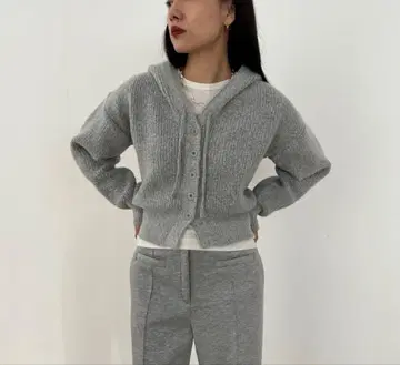 didot.showroom 크롭 니트 후디