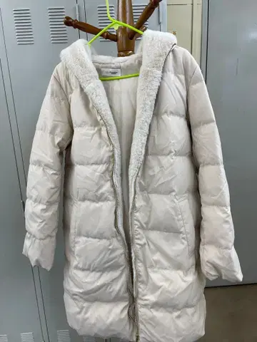 다운 코트 롱 M 사이즈