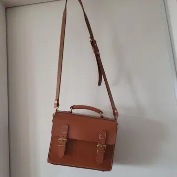 브라운 가죽 숄더백