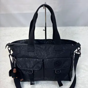 블랙 패턴 숄더백