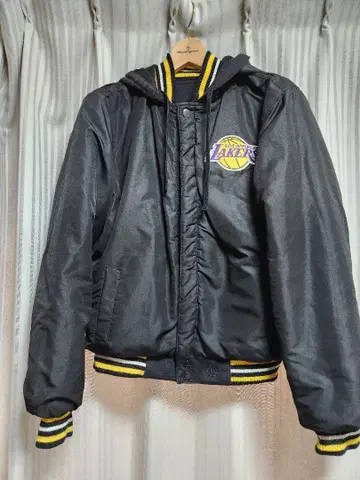 레이커스 바시티 자켓 후드 부착 리버서블