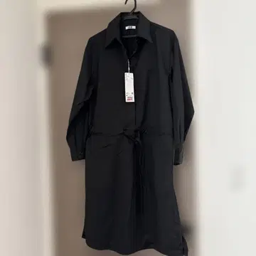 유니클로 블랙 M 셔츠 원피스