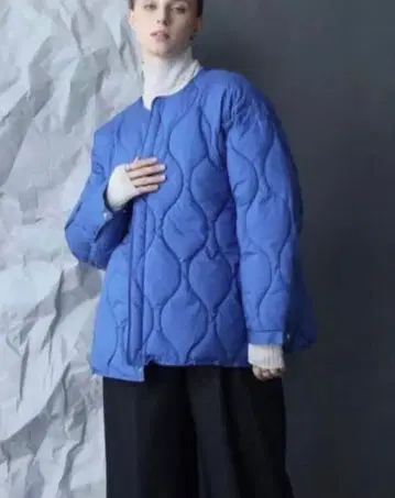 Aga 블루 퀼팅 자켓