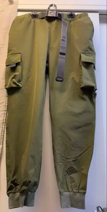 남녀 공용 스토리지 카고 팬츠 올리브 그린