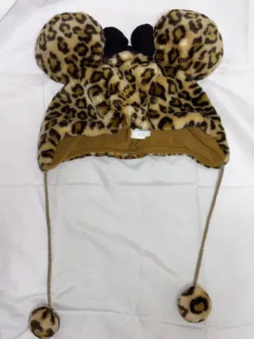 디즈니 레오파드 무늬 팬캡