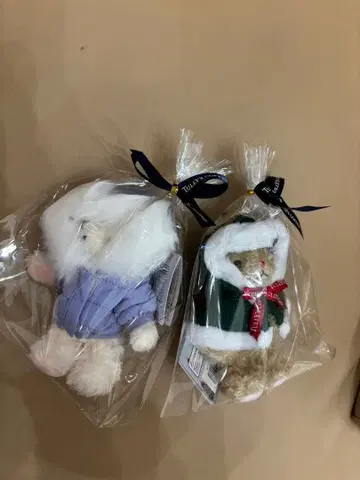 베어풀 다운 자켓 푸치 타리즈 2개