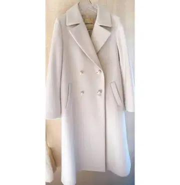 아푸와이저 리셰 펄 버튼 백 플레어 코트