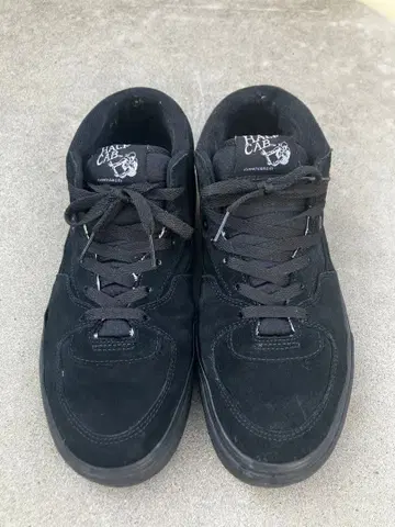 Vans 하프캡 블랙 스니커즈