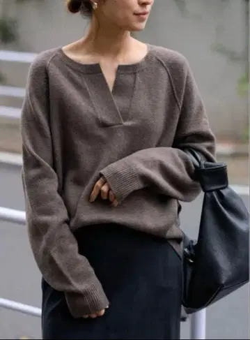 완판템! 컨디션 최상! FRAMeWORK 미들 게이지 천축 헨리 풀오버