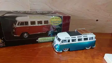 Volkswagen 마이크로버스 2대 세트