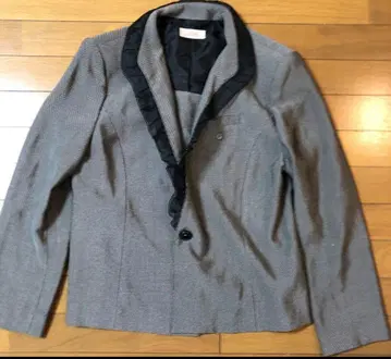 그레이 테일러드 자켓 새틴 옷깃