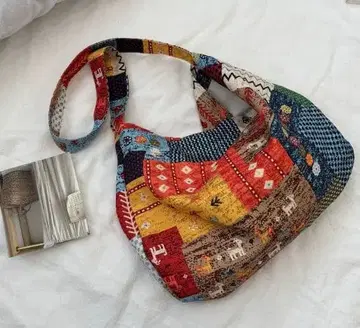 컬러풀 패치워크 숄더백