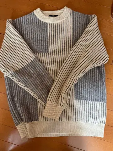 United arrows 니트