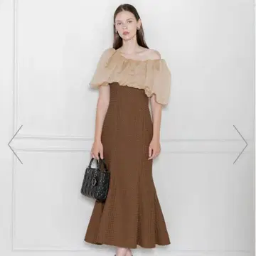 LEJA-2WAY 오프숄더 퍼프 슬리브 와플 원단 머메이드 원피스 S