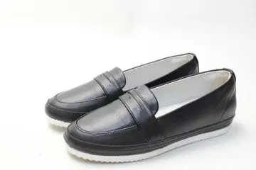 새상품 워터 마사지 천연 가죽 인힐 로퍼(22.5)/620