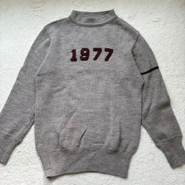 최근 45R US의 908 산 스쿨 요크 넥 하이넥 스웨터 M