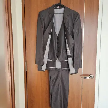 베스트 포함 남성용 수트