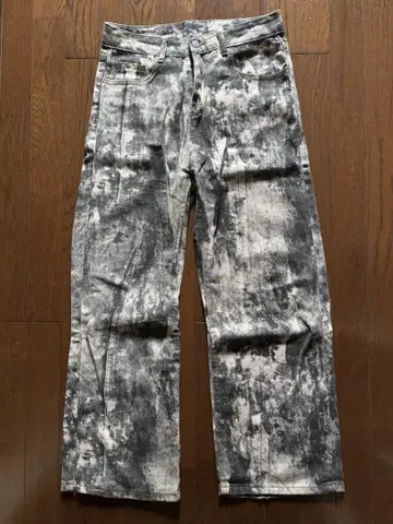 데미지 가공 스트레이트 데님 팬츠 배기