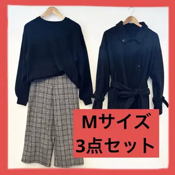 여성용 블랙 코트와 니트와 체크 팬츠의 3세트 M 사이즈