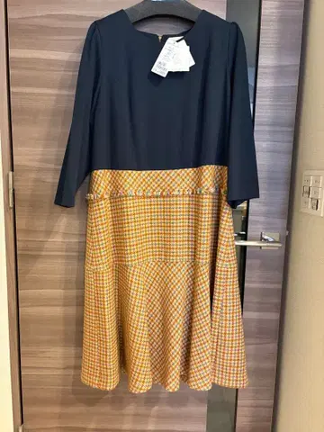 새상품 로즈 티아라 46 고급스러운 고급 원피스 편안한