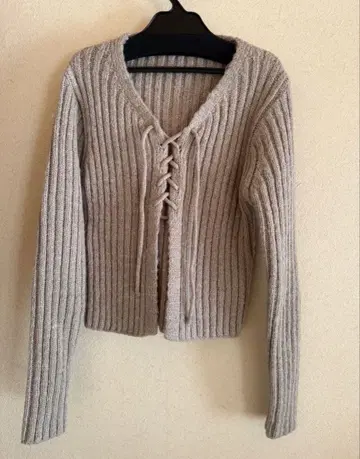 그레디 브릴리언트 니트 레이스업 가디건