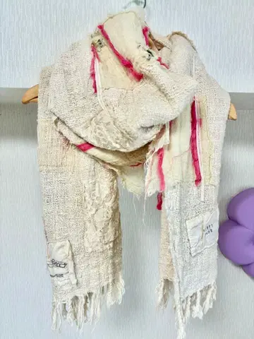 HIPPI MADE 베이지 패치워크 스톨