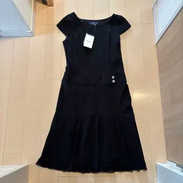 새상품 [ ROPE ] 로페 프렌치 슬리브 원피스 블랙 9호