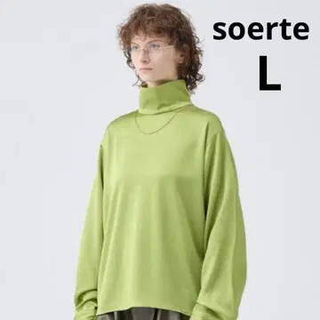 소에르테 스트라이프 크레이프 하이넥 탑 M L