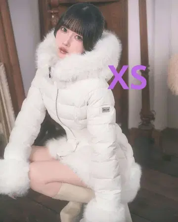 미셸 마카롱 아름다운 허리 인조 모피 다운 코트 XS 사이즈 화이트