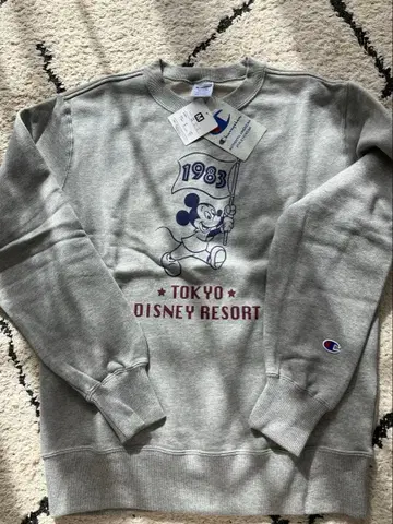 Champion 도쿄 디즈니 리조트 트레이닝복