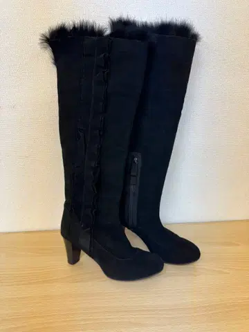 투 비 시크 TO BE CHIC 롱 부츠 퍼 포함 23cm