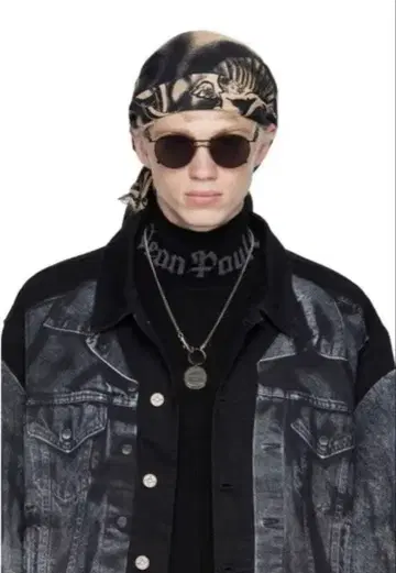 장 폴 고티에 목걸이 325