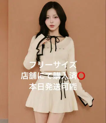 darich 다리치 허리 오픈 리본 디자인 니트 미니 원피스