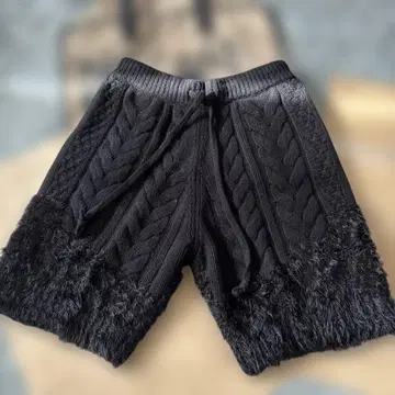UNITED ARROWS 케이블 니트 숏팬츠 블랙