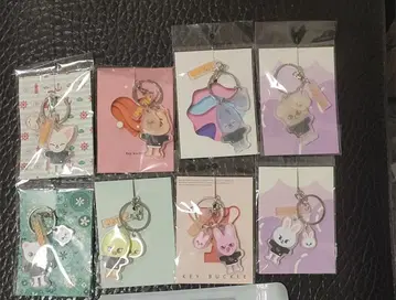 애니메이션 캐릭터 키링 8개 세트