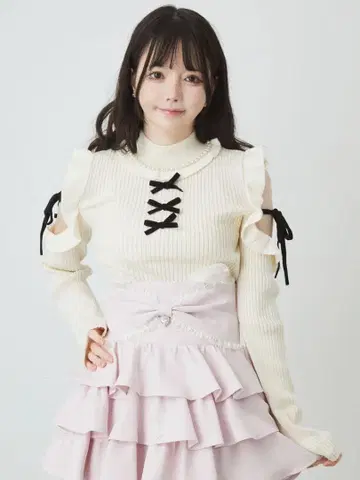 Ank Rouge 어깨 트임 프릴 리본 TOPS 아이보리 M