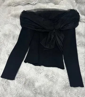 FRAY I.D 프레이 아이디 튤 콤비 오프숄더 니트