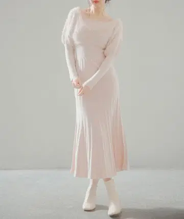 페더와 니트 스커트가 도킹된 2way 원피스