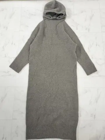 드레 스테리아 캐시미어 혼방 니트 원피스 후드 부착 38 M