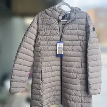 베이지 퀼팅 롱 자켓 후드 부착