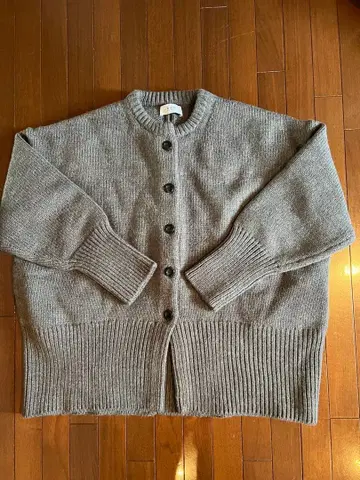 ADAM ET ROPE' 로우 게이지 크루넥 니트 가디건 그레이